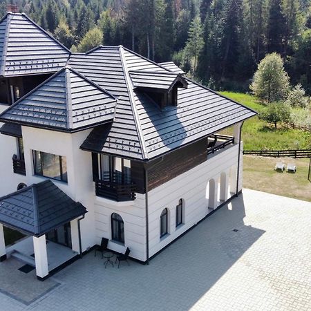 Pensiunea La Brazi Manastirea Humorului Exterior photo